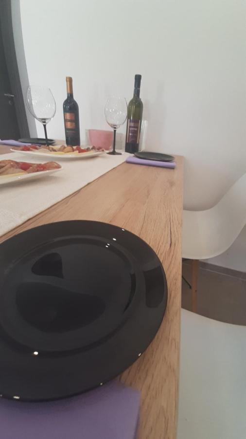 Apartmani Petar I Luka Bakar Exterior photo